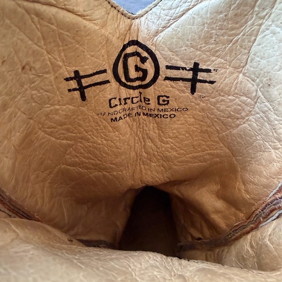 Circle G Dragonfly Embroidered Women’s Western Boots - Picture 9 of 10